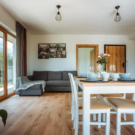 아파트 Widok Tatr 자코파네