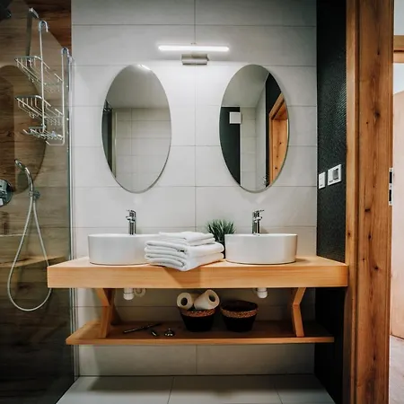 Widok Tatr 아파트 자코파네