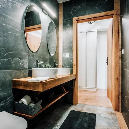 Widok Tatr * 자코파네